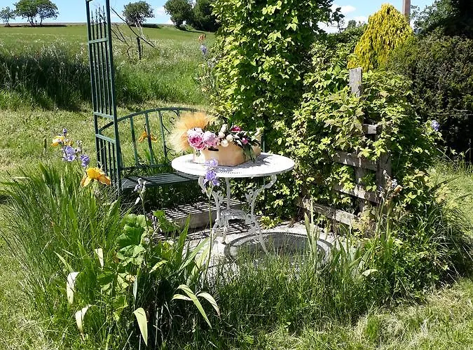 D'hotes La Margotte Bed & Breakfast Forcalquier