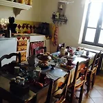 D'hotes La Margotte Bed and Breakfast