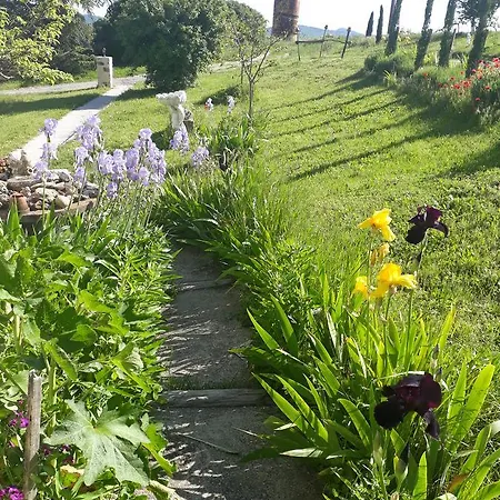 D'hotes La Margotte Bed & Breakfast